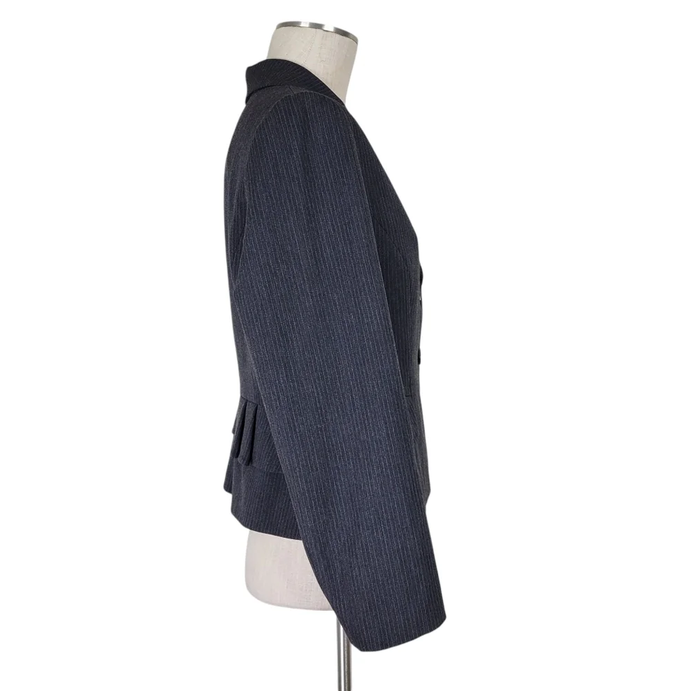 Tahari ASL Blazer Size 14P Black Gray Pinstripe Peplum 2 Button Notch Collar